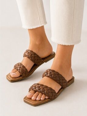 BLOWFISH WOMENS BROWN WOVEN SANDALS NWOT SIZE 6-1/2